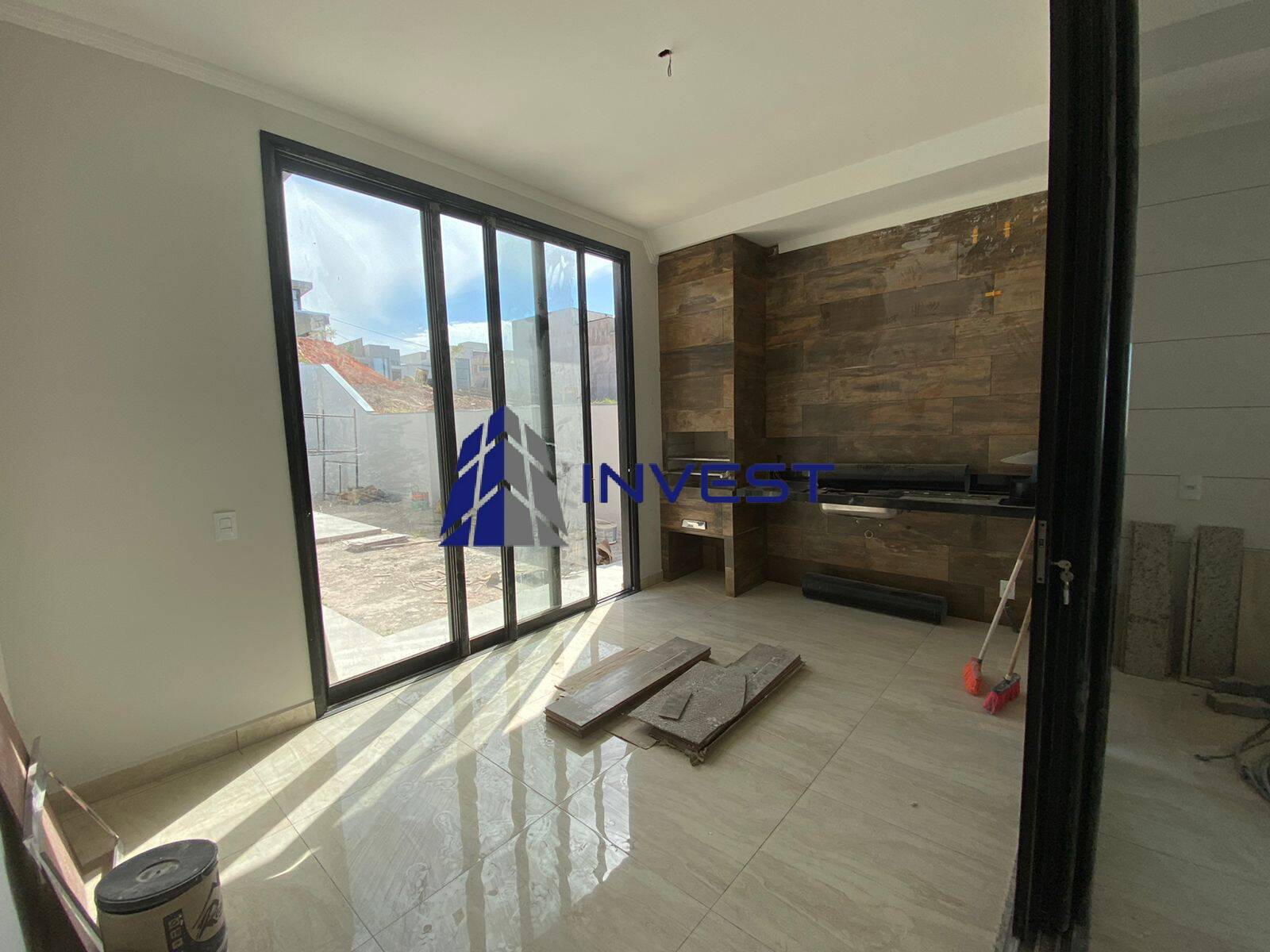 Casa à venda com 3 quartos, 204m² - Foto 4