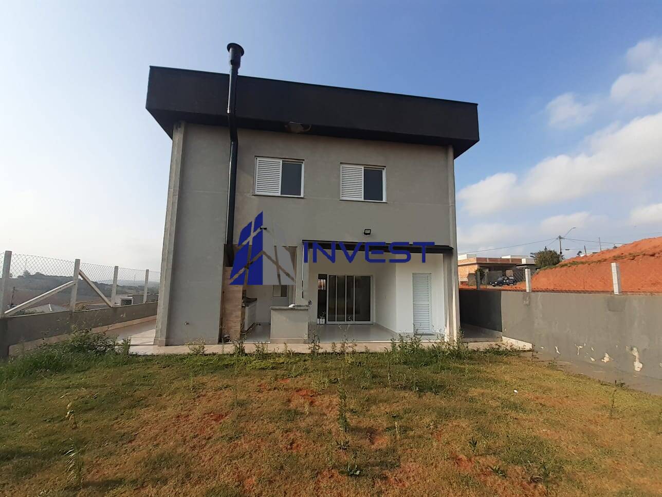 Casa à venda com 3 quartos, 270m² - Foto 3