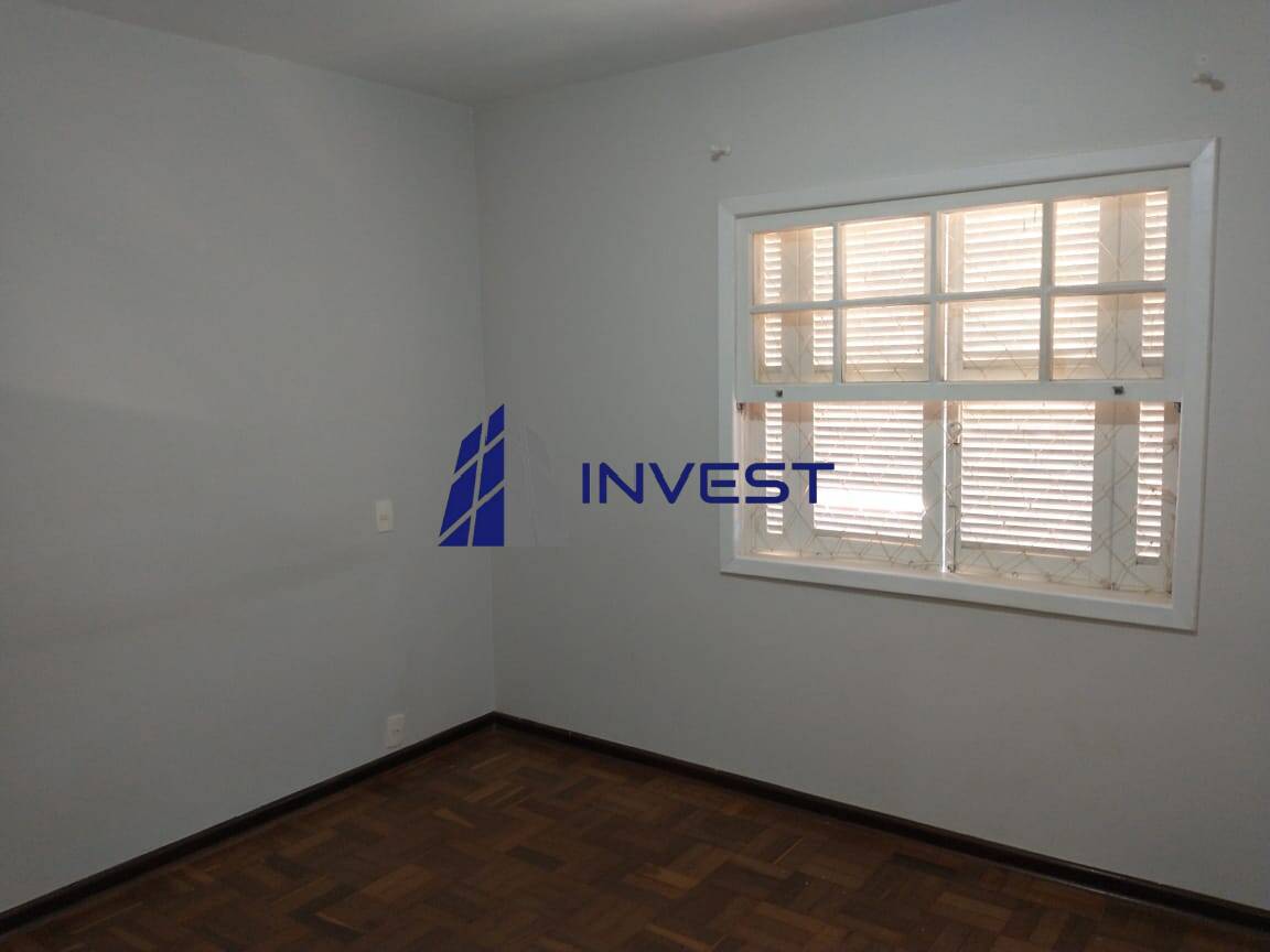 Casa à venda com 5 quartos, 350m² - Foto 14