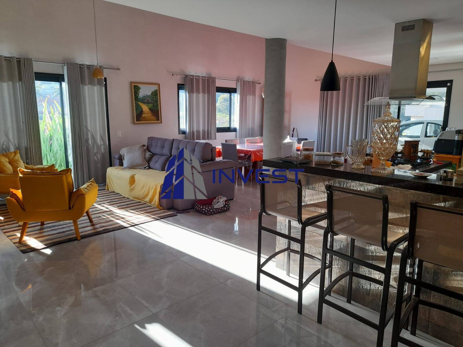 Casa à venda com 4 quartos, 210m² - Foto 4